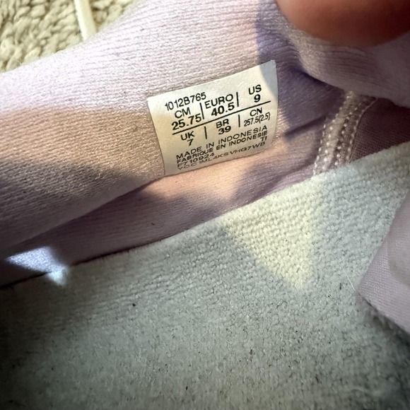 ASICS Novablast 5 Shoes Womens Size 9 Pink Beige Trail Running Sneakers 10128765 - Picture 6 of 7